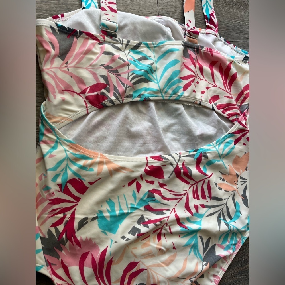 Eddie Bauer Swimsuit Tropical Leaf Pattern Open Back Peekhole Women’s Sz XL - Picture 13 of 15